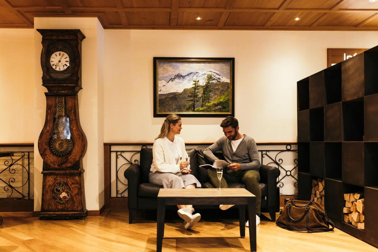La Couronne Hotel & Spa ツェルマット エクステリア 写真
