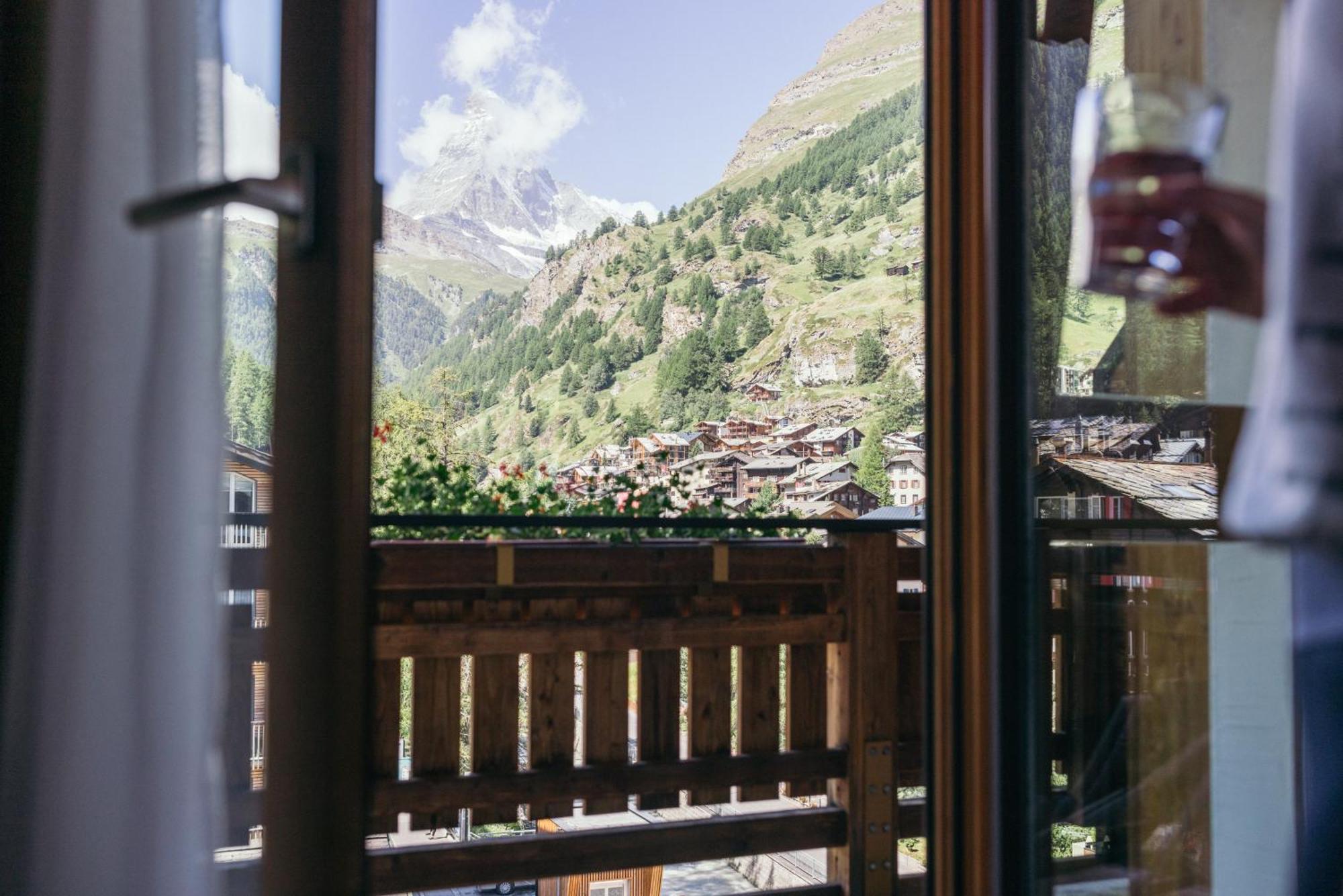 La Couronne Hotel & Spa ツェルマット 部屋 写真